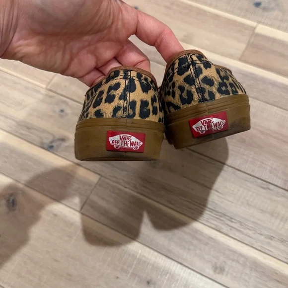 Vans Authentics Leopard Canvas Low-Top Sneakers - Tan/Black womens size 8 - Picture 3 of 6